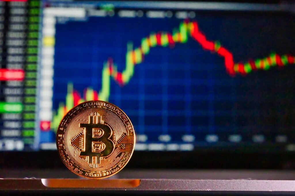 bitcoin, table, courses, finance, virtual, farage, currency, money, coin, computer, screen, falling, increasing, bitcoin, bitcoin, bitcoin, bitcoin, crypto, crypto, crypto, crypto, crypto